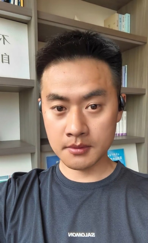 往事随风的第四张照片--全国闪婚服务中心