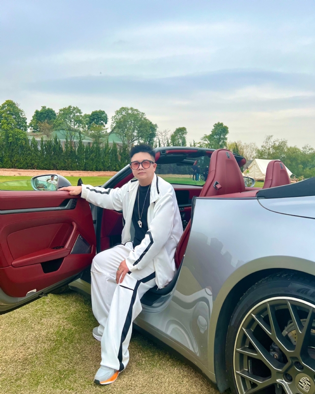 晚风过境的第三张照片--全国闪婚服务中心