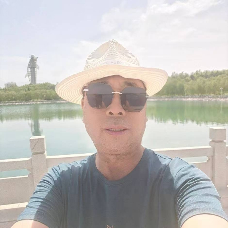 有钱人的第一张照片--全国闪婚服务中心