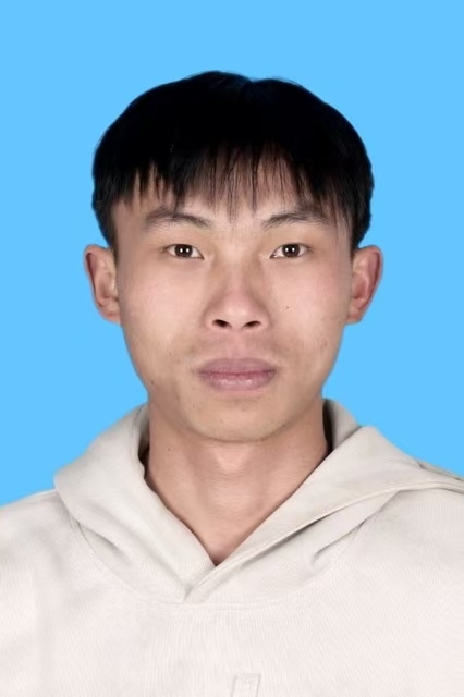 熙熙攘攘的第二张照片--全国闪婚服务中心