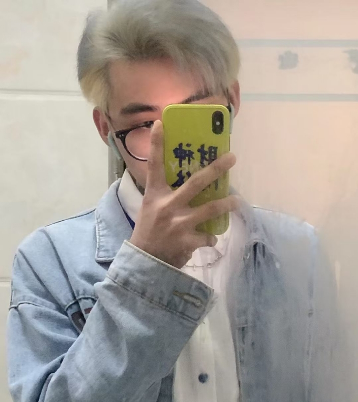 蜡笔小新的第三张照片--全国闪婚服务中心