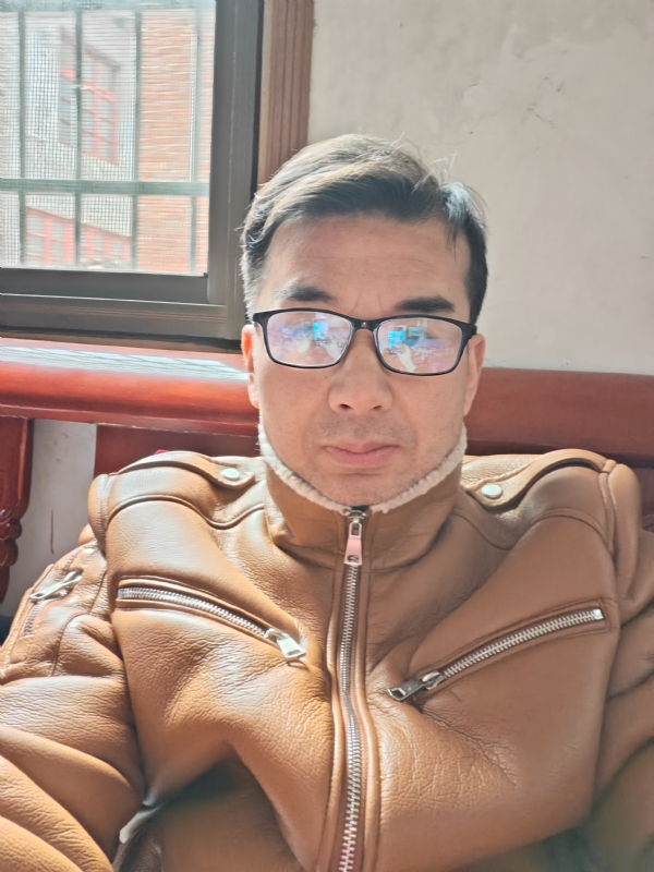 弹簧的第一张照片--全国闪婚服务中心