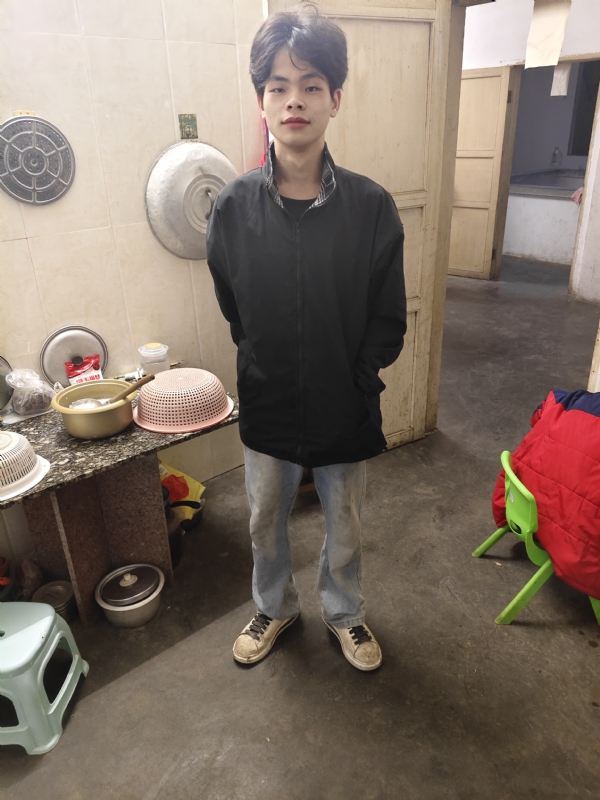 铭泽的第一张照片--全国闪婚服务中心