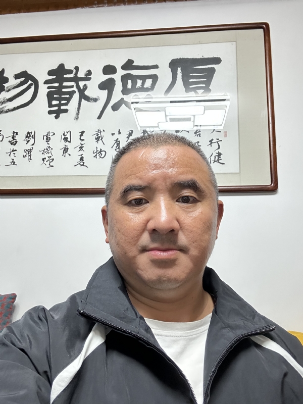 沉稳世界的第一张照片--全国闪婚服务中心