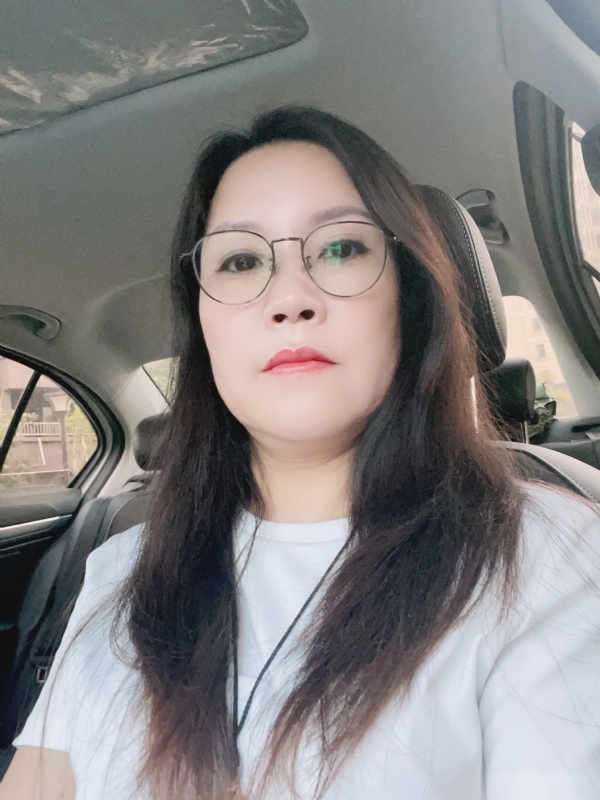 牡丹的第一张照片--全国闪婚服务中心