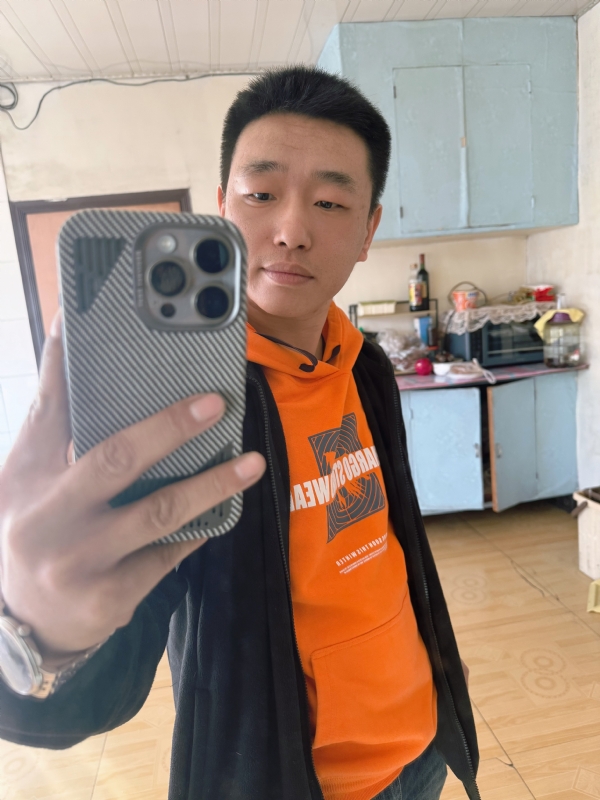 烟花易笑的第五张照片--全国闪婚服务中心