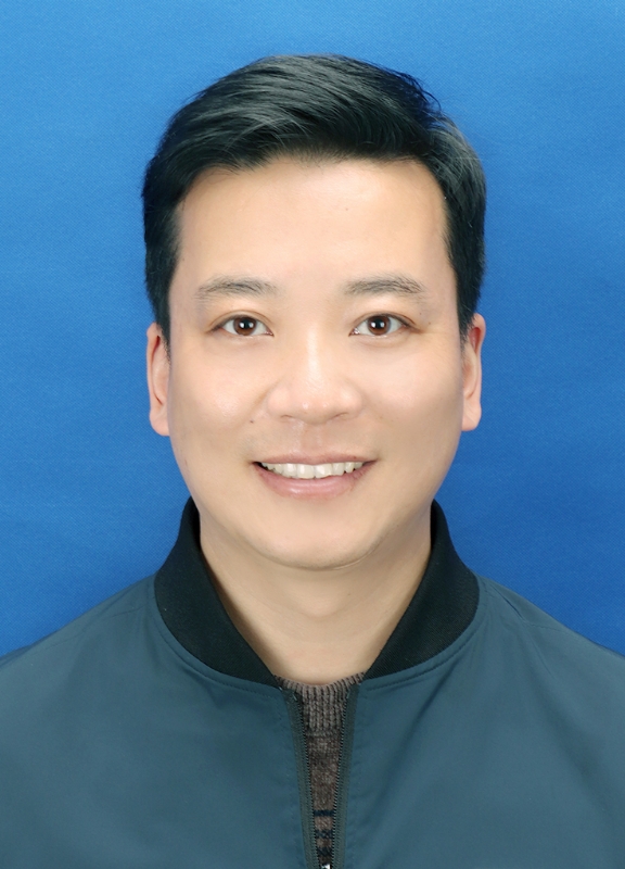 云淡风轻的第二张照片--全国闪婚服务中心