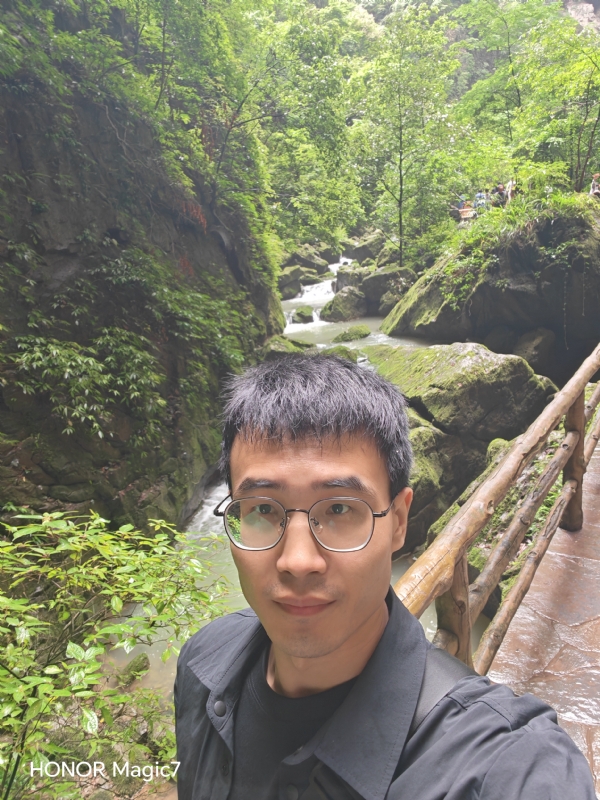 美丑不过一张脸的第二张照片--全国闪婚服务中心