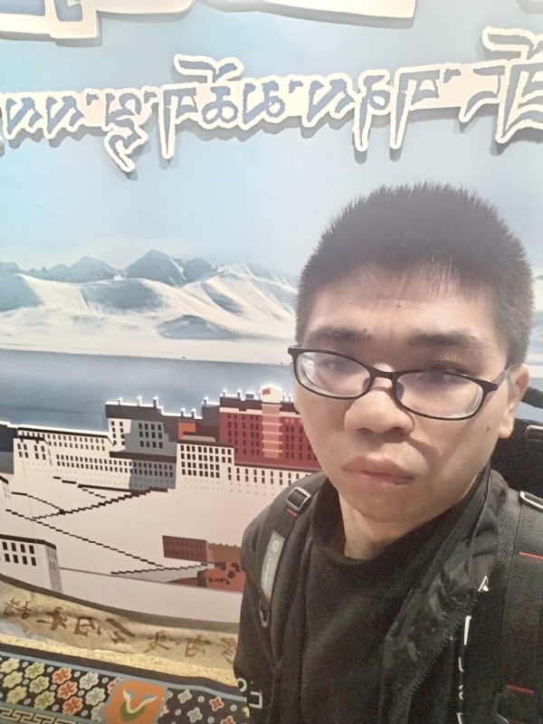 寻找幸福的第一张照片--全国闪婚服务中心