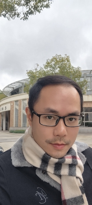 老蔡先生的第二张照片--全国闪婚服务中心