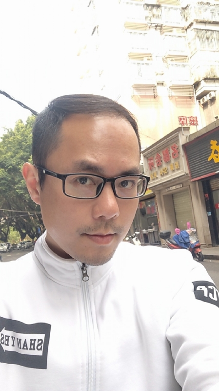 老蔡先生的第五张照片--全国闪婚服务中心