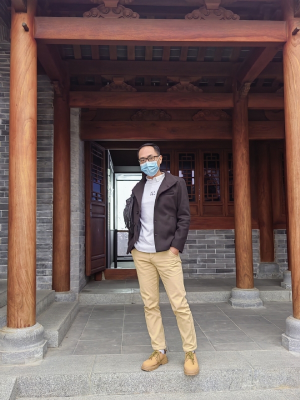 老蔡先生的第七张照片--全国闪婚服务中心