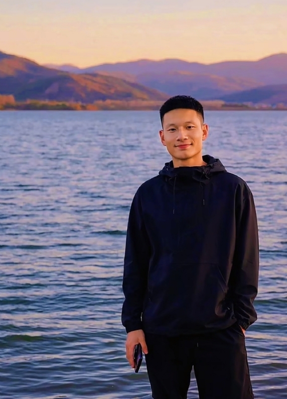 ZL的第二张照片--全国闪婚服务中心