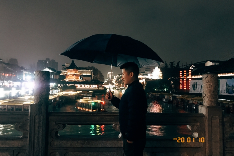 lw的第二张照片--全国闪婚服务中心