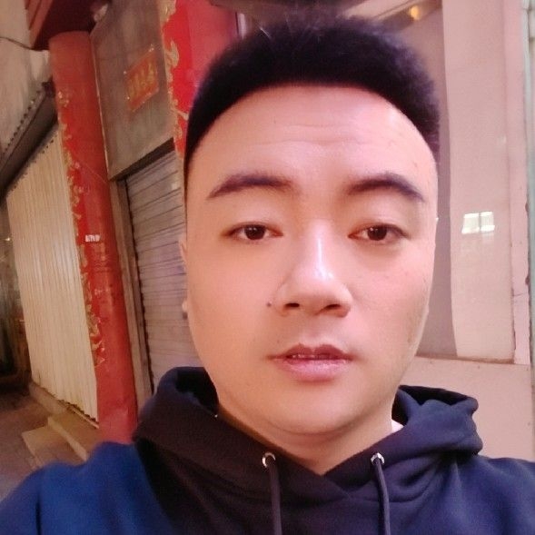 自由如风的第二张照片--全国闪婚服务中心