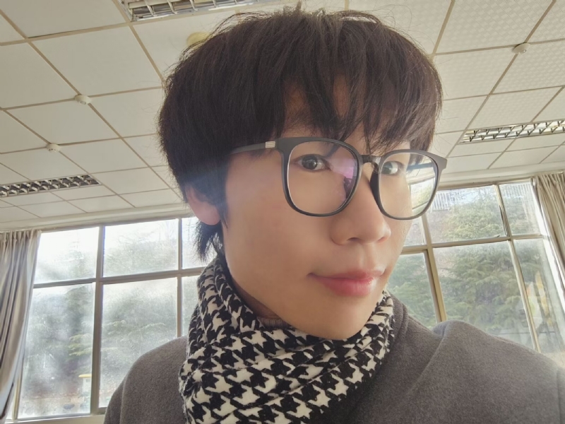 静檀的第一张照片--全国闪婚服务中心