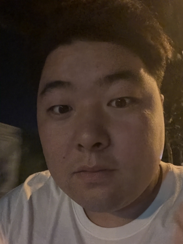 丹尼的第一张照片--全国闪婚服务中心