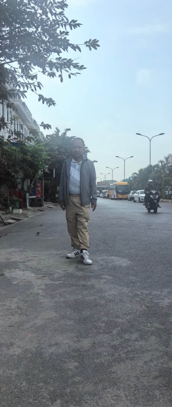 孤鹰的第一张照片--全国闪婚服务中心