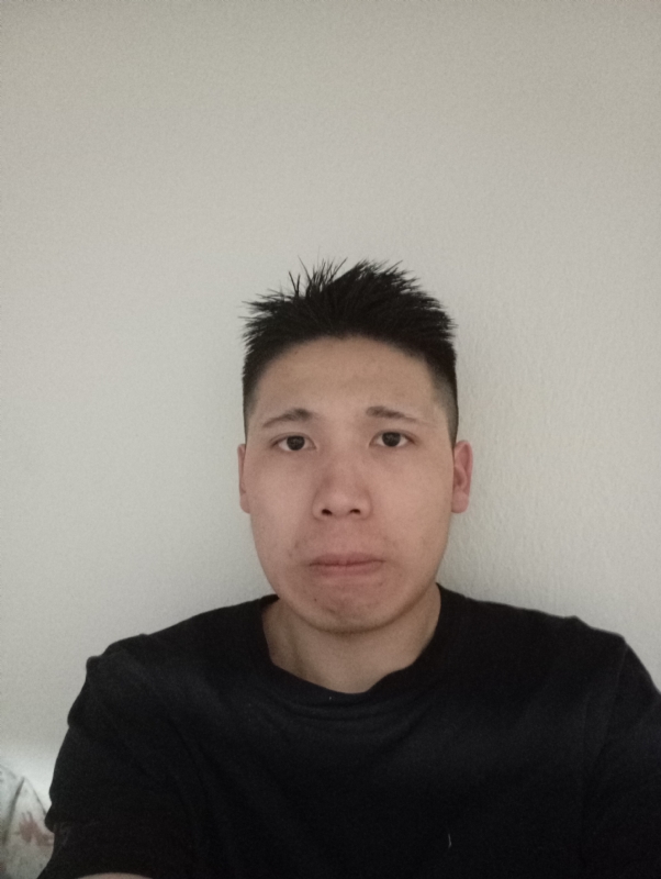 帅哥的第一张照片--全国闪婚服务中心