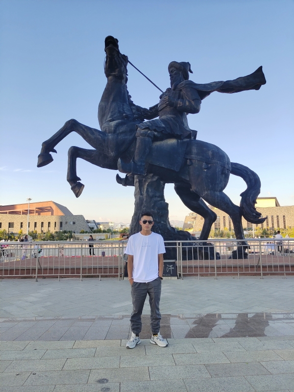 小白的第一张照片--全国闪婚服务中心