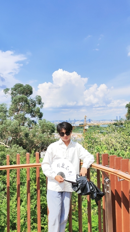 隔壁老王的第一张照片--全国闪婚服务中心