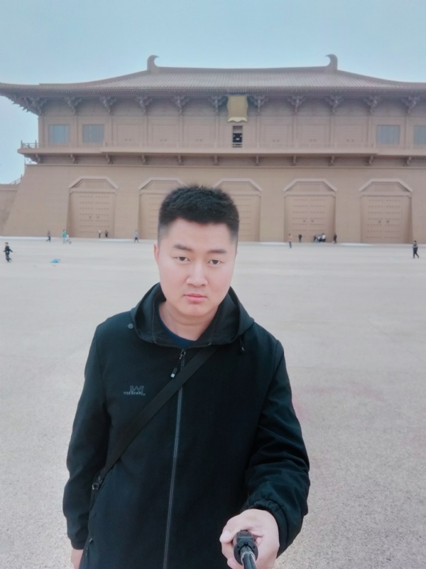 放肆的青春的第三张照片--全国闪婚服务中心