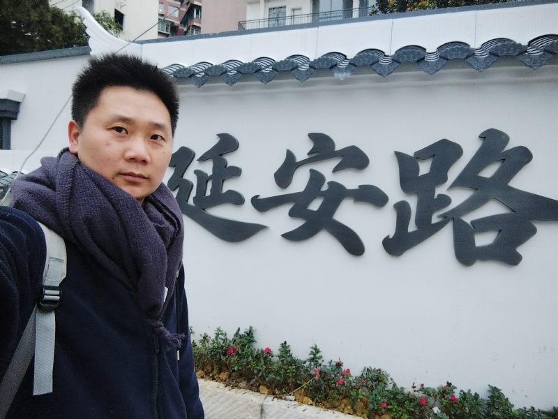 另一半的她的第一张照片--全国闪婚服务中心