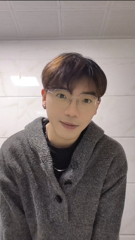 晚睡早起的第二张照片--全国闪婚服务中心