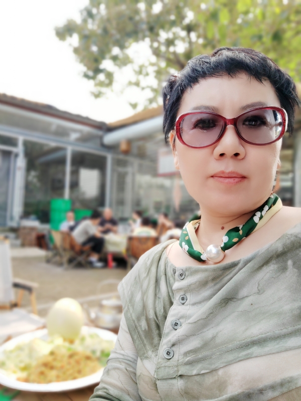 初见的第一张照片--全国闪婚服务中心