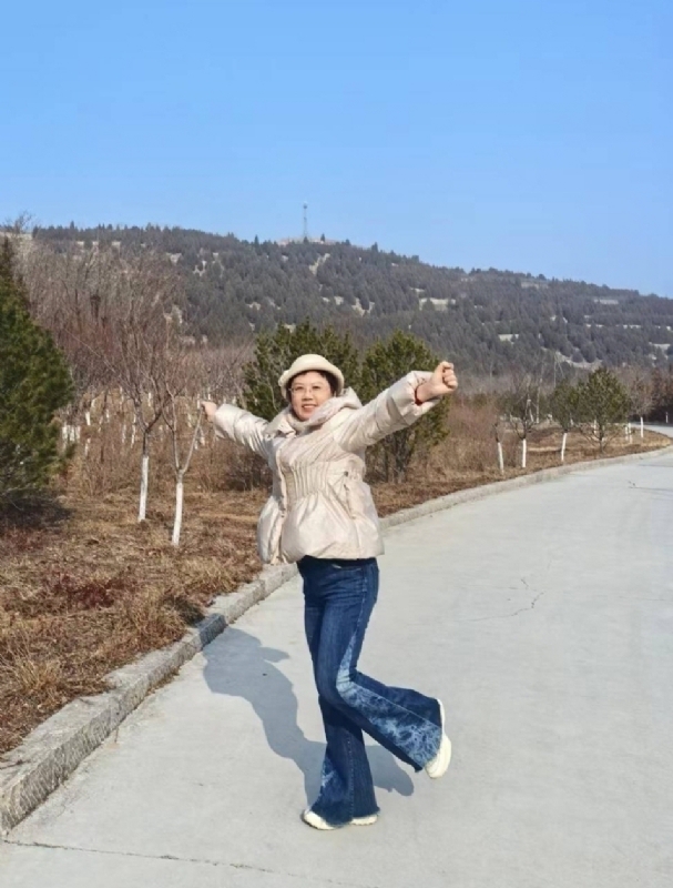 初见的第二张照片--全国闪婚服务中心