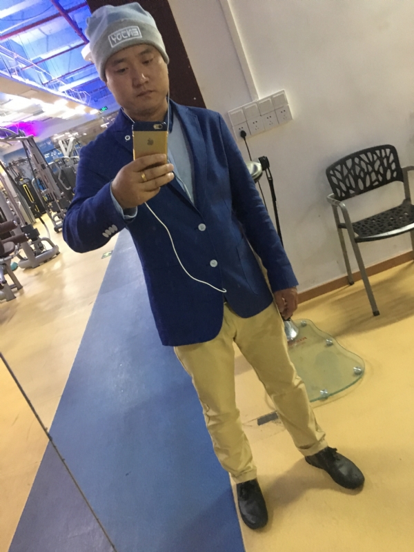 王逵的第一张照片--全国闪婚服务中心