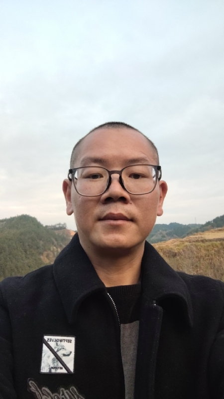 偶然的相遇的第一张照片--全国闪婚服务中心