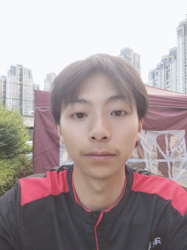 小顺的第一张照片--全国闪婚服务中心