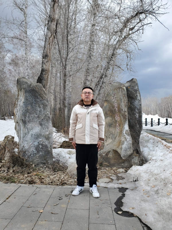 痴心绝对的第二张照片--全国闪婚服务中心