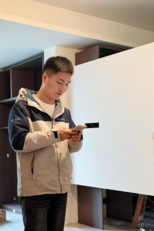 熊展的第一张照片--全国闪婚服务中心