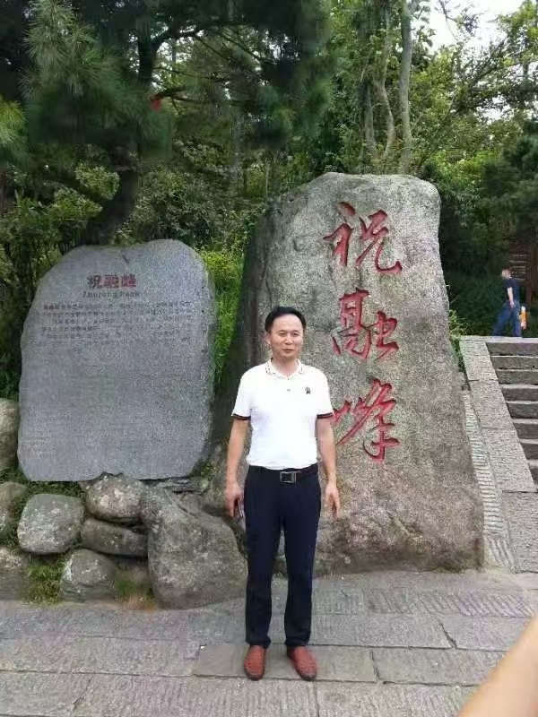 真诚的第三张照片--全国闪婚服务中心