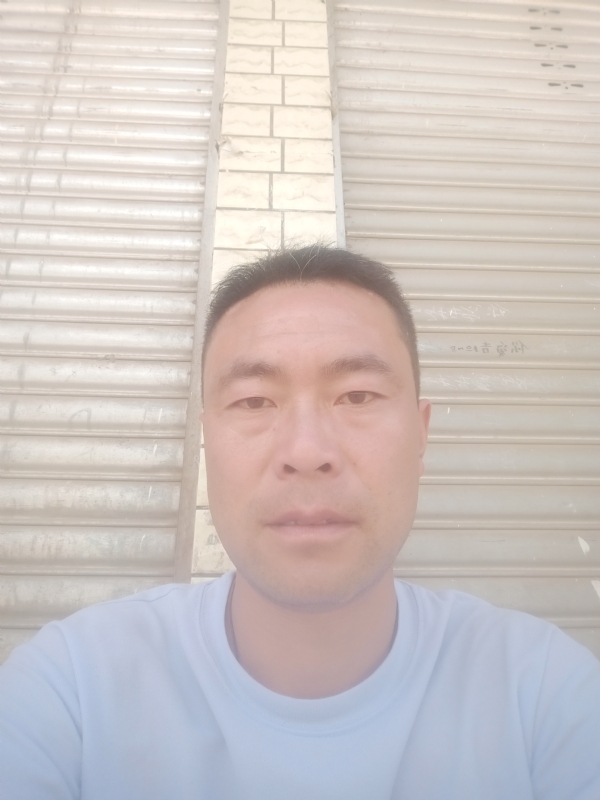 尘缘的第一张照片--全国闪婚服务中心