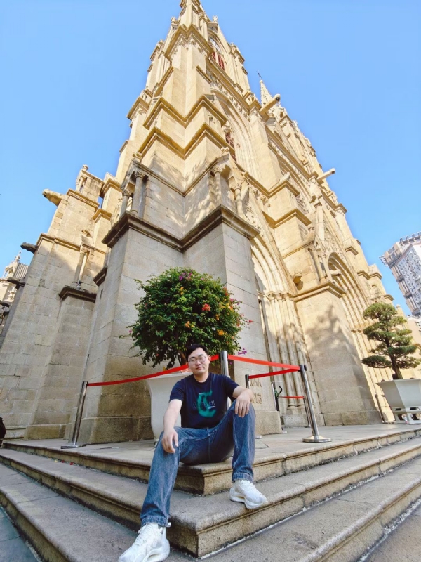 Marco的第三张照片--全国闪婚服务中心