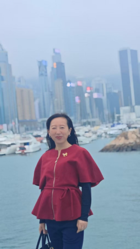 燕西的第二张照片--全国闪婚服务中心