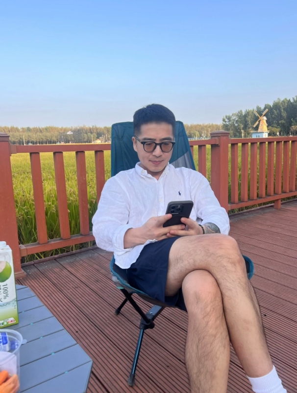 只为与你相见的第一张照片--全国闪婚服务中心