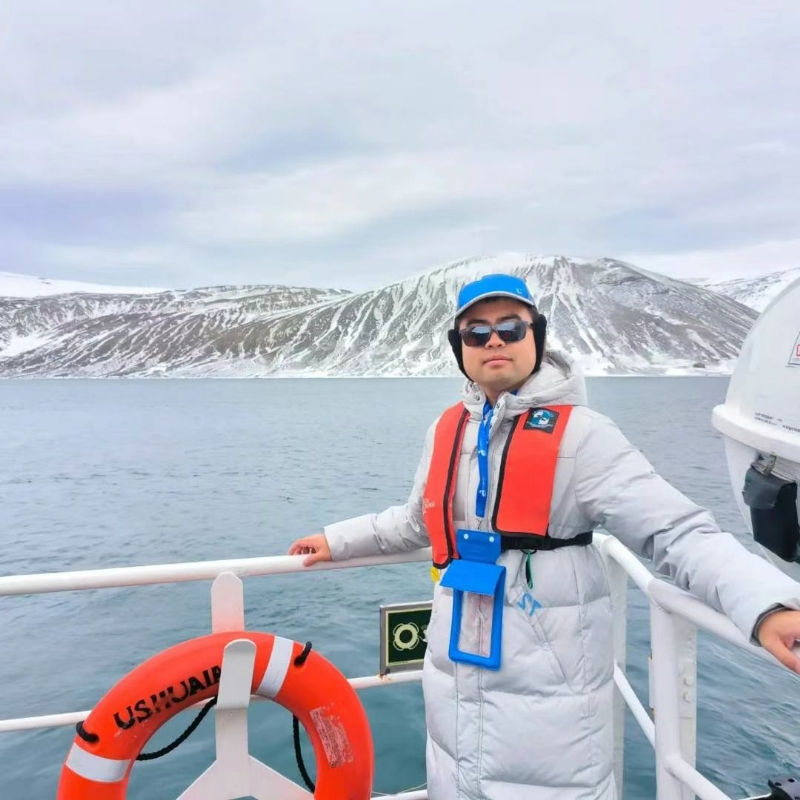 欢乐的笑的第二张照片--全国闪婚服务中心