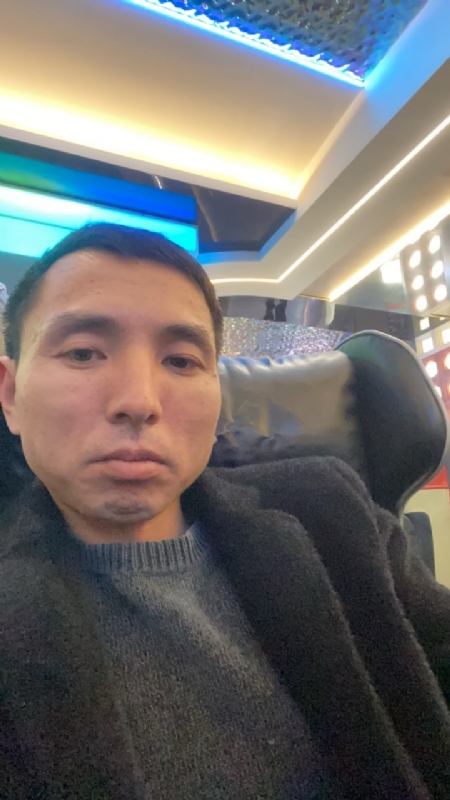 陈浩的第一张照片--全国闪婚服务中心