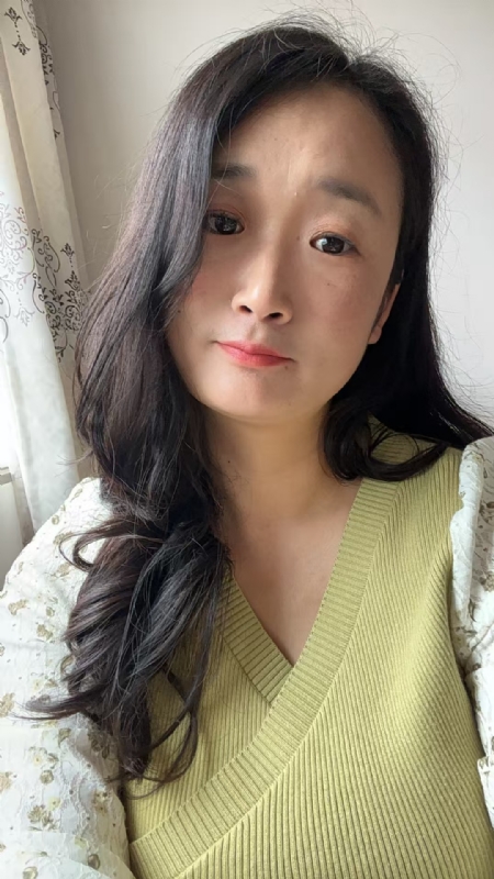 小晨的第一张照片--全国闪婚服务中心