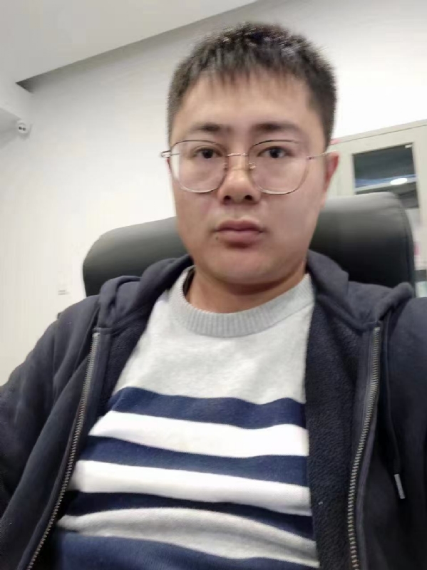 ㄒīn-宁的第一张照片--全国闪婚服务中心