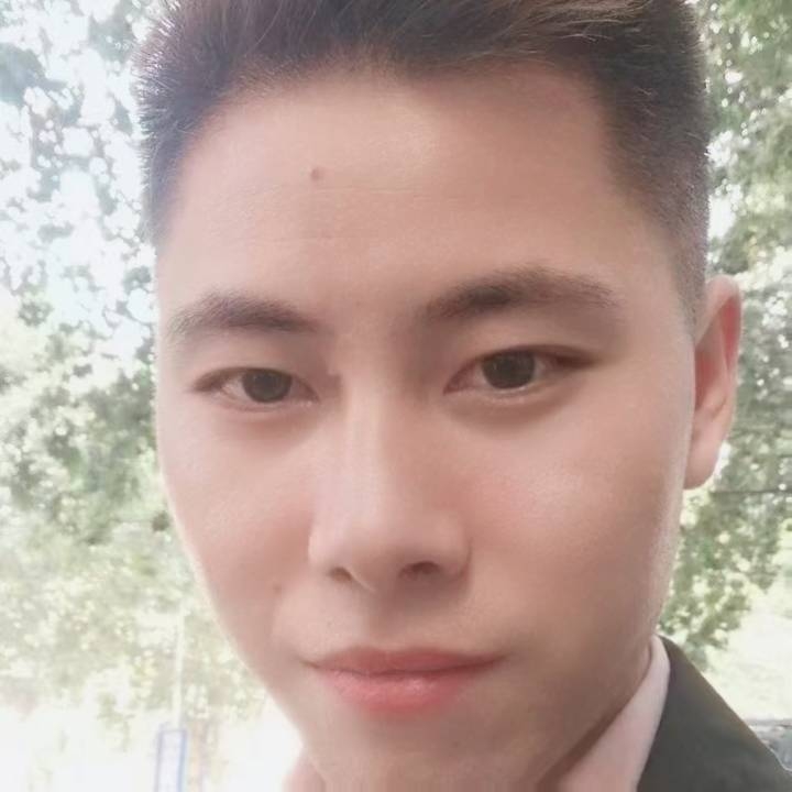 缺个伴的第一张照片--全国闪婚服务中心