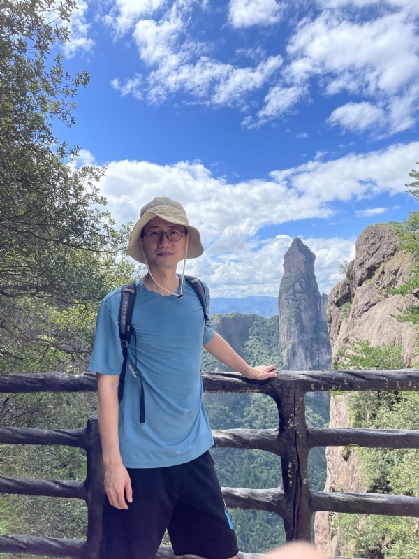 陈留的第二张照片--全国闪婚服务中心