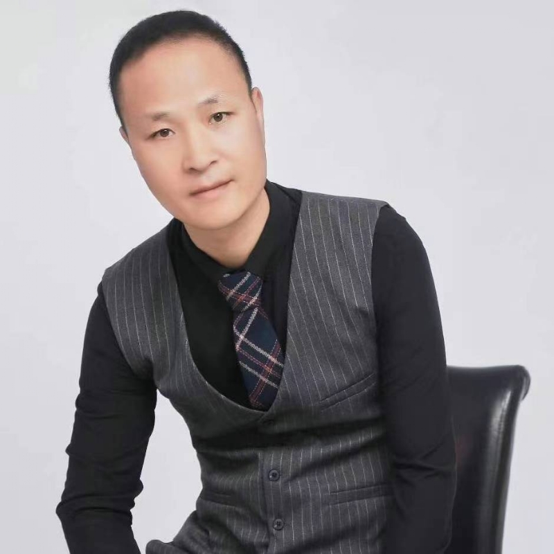 子昂的第二张照片--全国闪婚服务中心