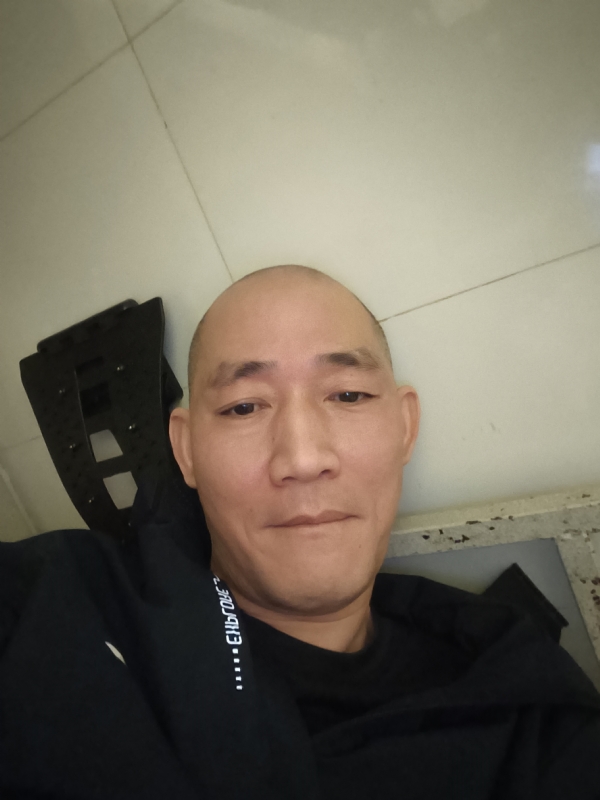 hdj的第一张照片--全国闪婚服务中心