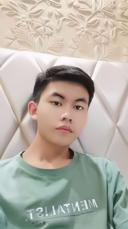 小苏的第一张照片--全国闪婚服务中心