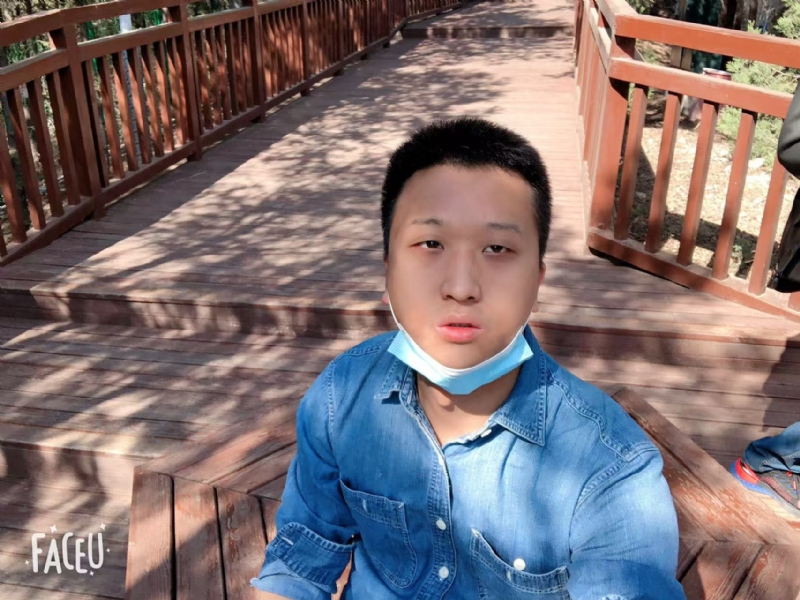 月之独白的第一张照片--全国闪婚服务中心